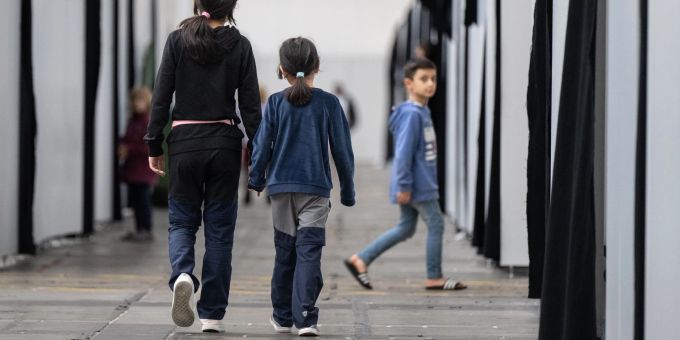 Das Parlament plant, den Schutz vor Kindesmissbrauch auszubauen. (Archivbild) Kinder