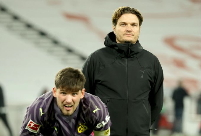 Edin Terzic steckt mit Borussia Dortmund in der Formkrise. Edin Terzic Borussia Dortmund