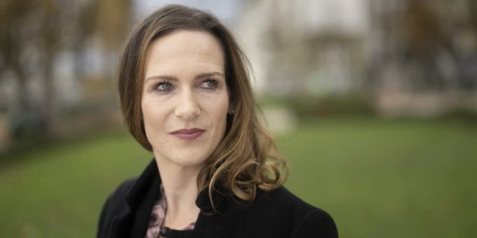 Als erste Frau - Evi Allemann kandidiert für Bersets Bundesratssitz
