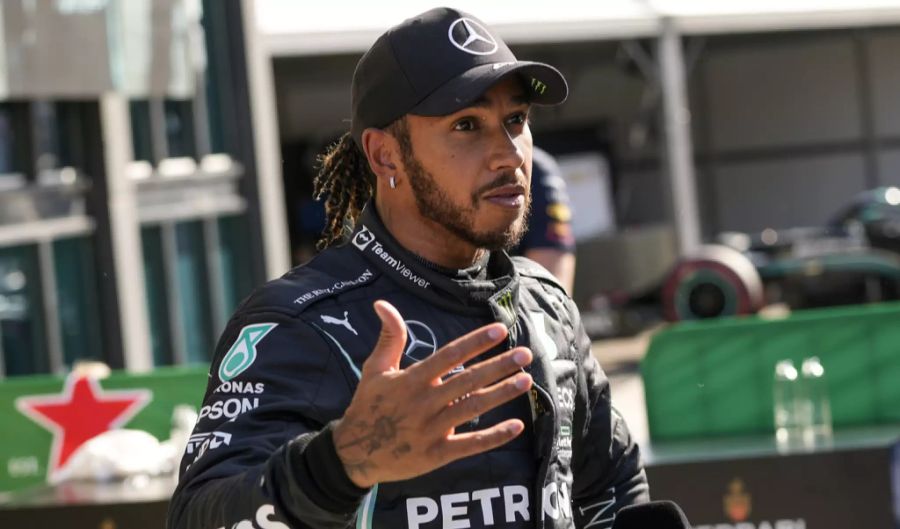 Lewis Hamilton hat ab 2022 einen neuen Teamkollegen.