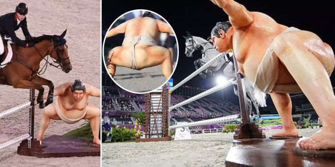 Olympia-Reiter hässig - Pferde erschrecken sich an Sumo-Ringer-Statue!