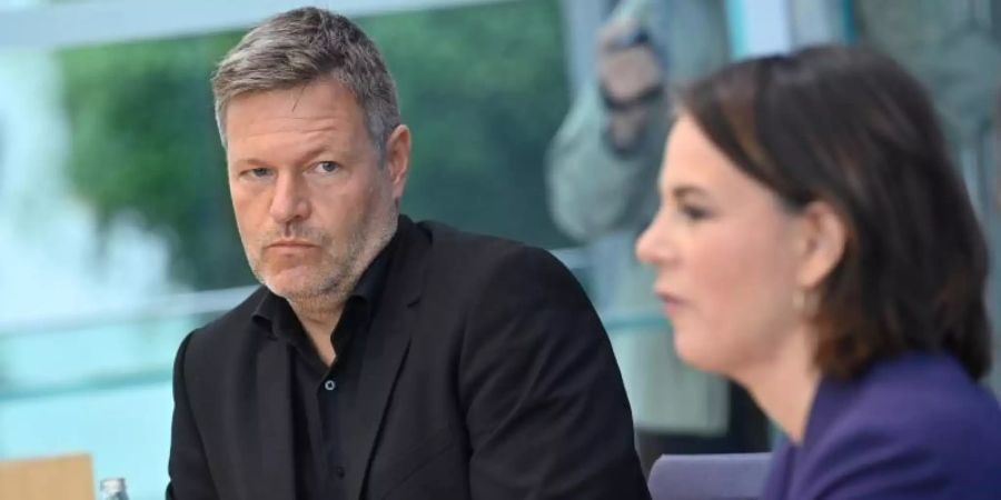Die Bundesvorsitzenden von Bündnis 90/Die Grünen: Annalena Baerbock und Robert Habeck. Foto: Bernd Von Jutrczenka/dpa