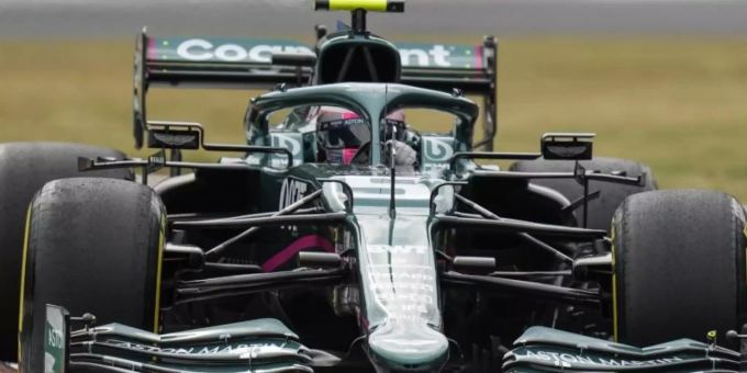 Sitzt seit Saisonbeginn im Aston-Martin-Cockpit: Sebastian Vettel. Foto: Antonio Calanni/AP/dpa Sitzt seit Saisonbeginn im Aston-Martin-Cockpit: Sebastian Vettel. Foto: Antonio Calanni/AP/dpa