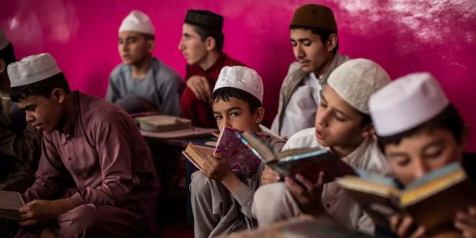 Afghanistan - Mehrere Tote bei Anschlag auf Religionsschule