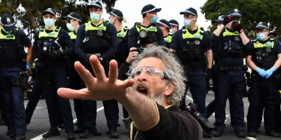 Demonstrant in Melbourne