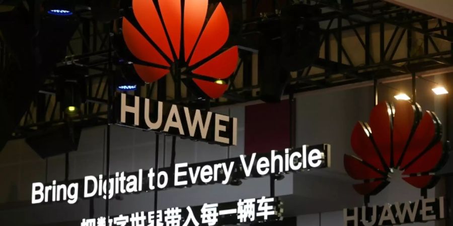 Logo von Huawei in Shanghai