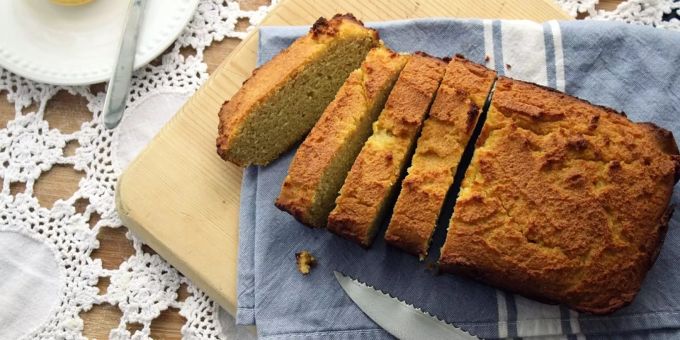Glutenfreie Lebensmittel gibt es mittlerweile in fast allen Formen: Allen voran natürlich das Brot. Gluten Free Bread
