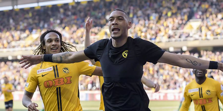 YB-Matchwinner Guillaume Hoarau nach dem 3:2-Siegestreffer in der 90. Minute