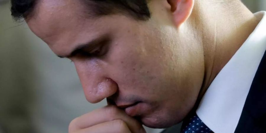 Venezuelas selbst ernanntem Übergangspräsidenten Juan Guaidó droht der Entzug der Immunität. Foto: Natacha Pisarenko/AP