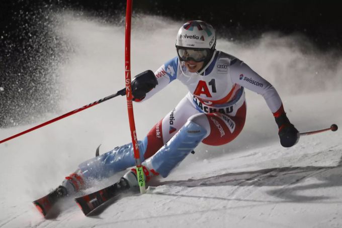 Michelle Gisin verliert 1,3 Sekunden. Wendy Holdener Gisin