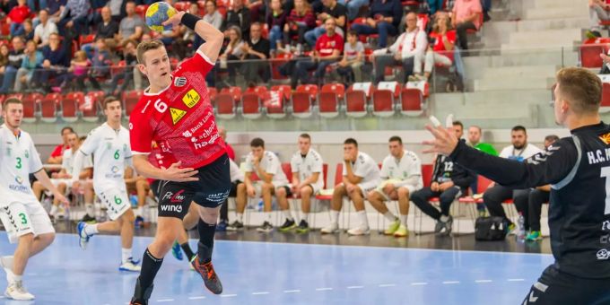 Der Pfadi Captain erneut mit schwerer Verletzung out. Der Pfadi Captain erneut mit schwerer Verletzung out