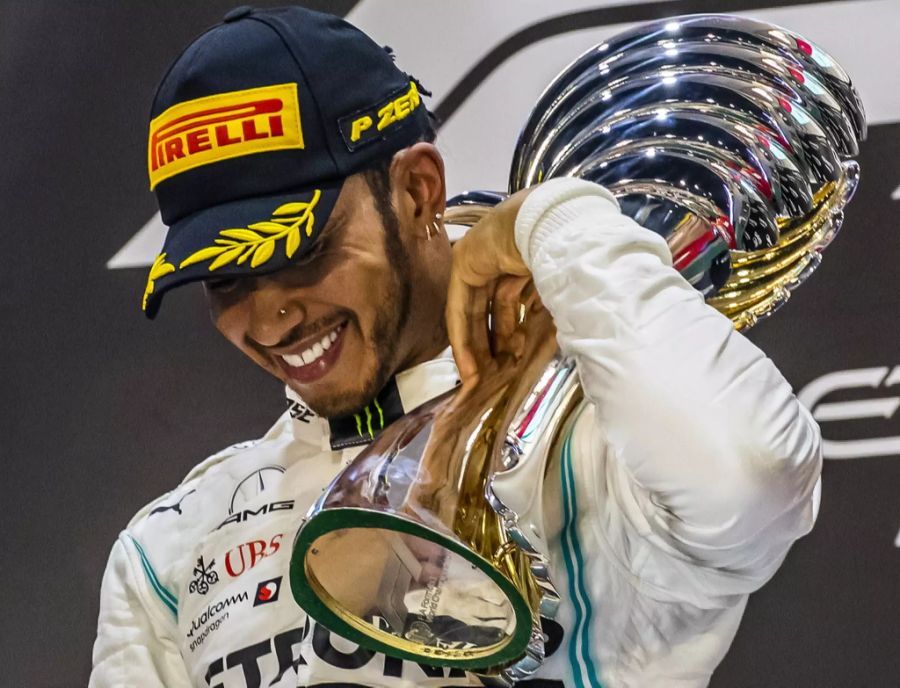 Das Team um Superstar Lewis Hamilton soll weiterhin Erfolge in der Königsklasse feiern.