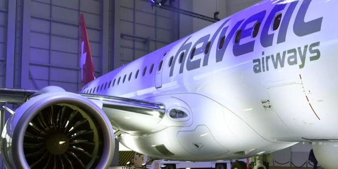Die gesamte Flotte der Helvetic wird per sofort temporär stillgelegt. helvetic airways