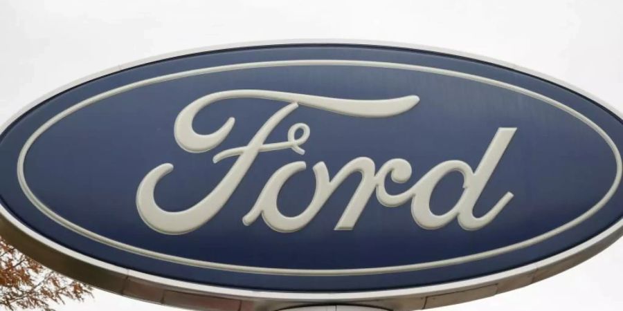 Ford steckt in einem tiefgreifenden Konzernumbau und tut sich wegen Problemen in China und anderswo schon länger schwer. Foto: David Zalubowski/AP/dpa