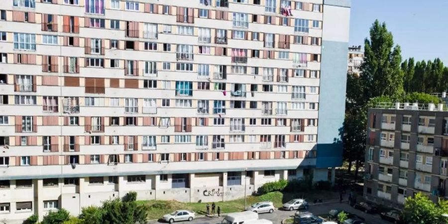 An der explosiven Situation im Pariser Vorort Montfermeil hat sich nichts geändert. Foto: Wild Bunch/dpa