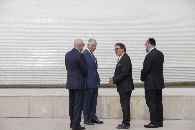 Auch Prinz Charles war am Welt-Holocaust-Forum anwesend. welt-holocaust-forum