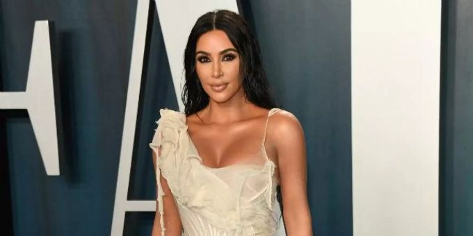 Kim Kardashian West. Kourtney Kardashian