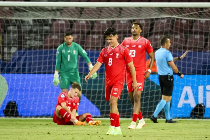 Spanische Medien werden nicht müde zu erwähnen, dass die Schweiz mit viel Glück das Viertelfinal erreicht hat. Schweiz