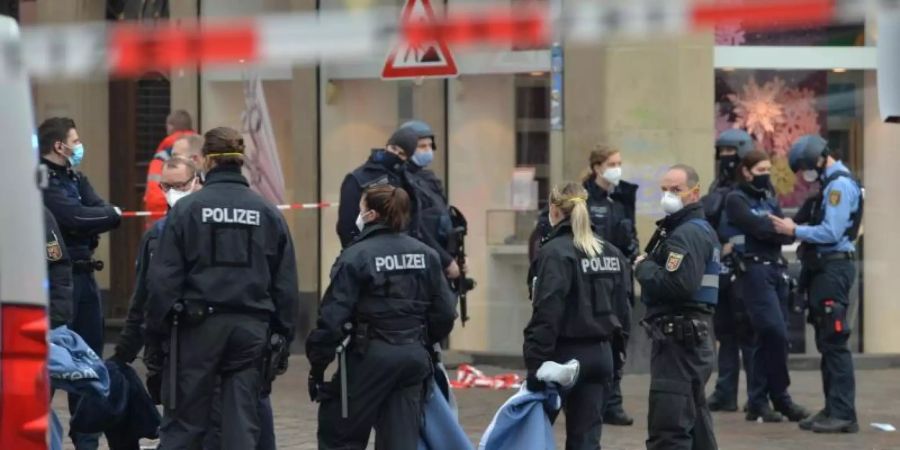 Der Tatort, eine Fussgängerzone in Trier: Die Menschen, die den Angriff überlebten, erlitten erhebliche Verletzungen unterschiedlicher Schwere. Foto: Harald Tittel/dpa