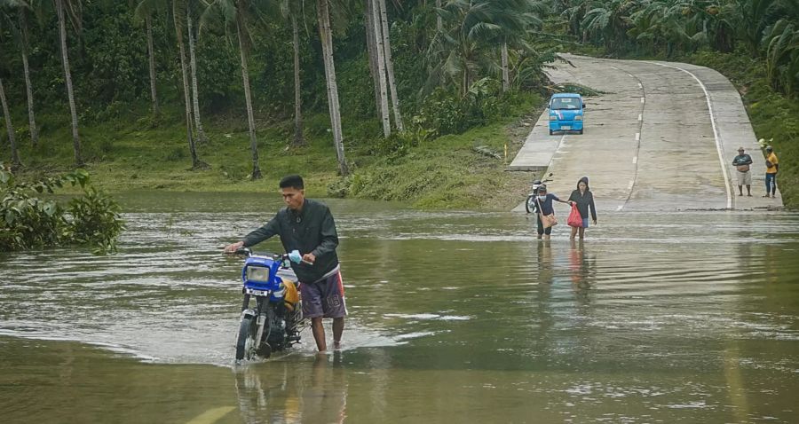 Philippinen – Taifun «Surigae»