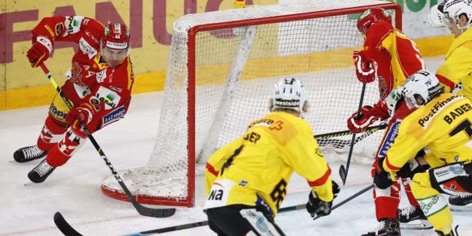 Samuel Kreis (EHC Biel) trifft zum 1:0 gegen den SCB. SCB EHC Biel