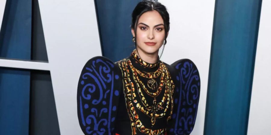 Camila Mendes