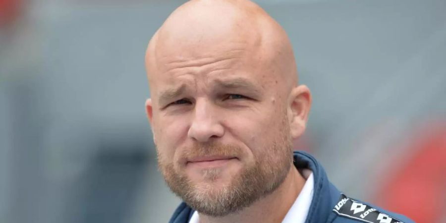 Gehört nicht mehr zum Kandidatenkreis für den Trainerposten beim FC Schalke 04: Rouven Schröder. Foto: Timm Schamberger/dpa