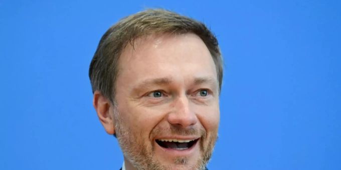 Christian Lindner hält nicht viel vom EU-Verbrennerverbot ab 2035. Lindner