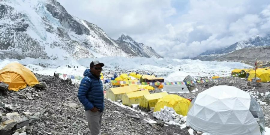 Mount Everest