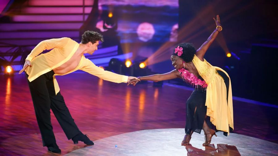 Auma Obama und Andrzej Cibis.