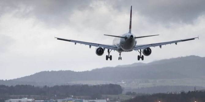 Flugzeuge Sturm Flughafen Wetter