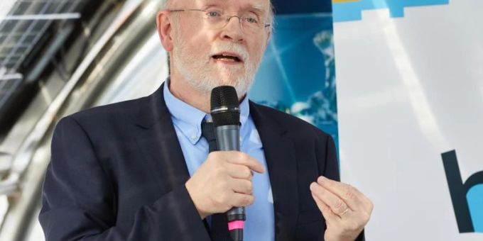 Der Meeresbiologe Hans-Otto Pörtner sagt, die Welt befinde sich im entscheidenden Jahrzehnt, um das Ruder beim Klimawandel noch herumzureissen. Foto: Georg Wendt/dpa Der Meeresbiologe Hans-Otto Pörtner sagt, die Welt befinde sich im entscheidenden Jahrzehnt, um das Ruder beim Klimawandel noch herumzureissen. Foto: Georg Wendt/dpa