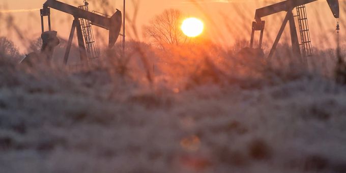 Ukraine-Krieg - Ölpreise geben übers Wochenende spürbar nach