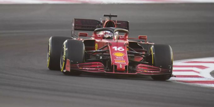 Charles Leclerc (Scuderia Ferrari) beim Training zum Abu-Dhabi-GP der Formel 1. Charles Leclerc Ferrari