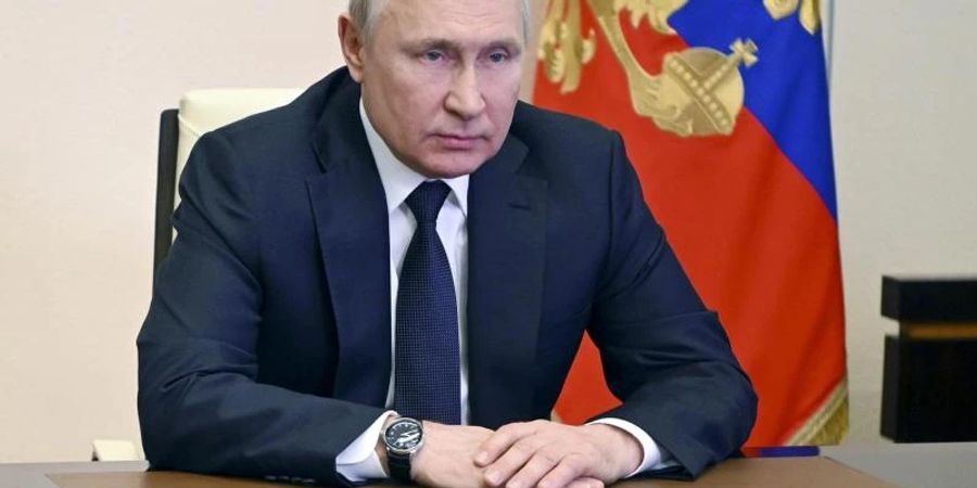 Kremlchef Wladimir Putin während einer Sitzung des Sicherheitsrates. Foto: Andrei Gorshkov/Pool Sputnik Kremlin/AP/dpa