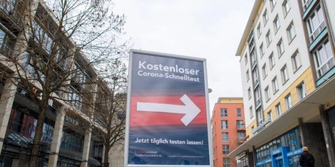 In Deutschland dominiert bisher die Omikron-Untervariante BA.1. Foto: Klaus-Dietmar Gabbert/dpa-Zentralbild/dpa In Deutschland dominiert bisher die Omikron-Untervariante BA.1. Foto: Klaus-Dietmar Gabbert/dpa-Zentralbild/dpa