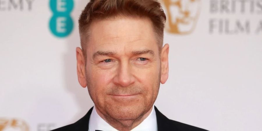 Kenneth Branagh auf dem roten Teppich in London.