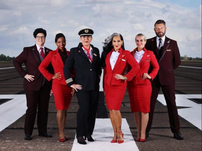 Virgin Atlantic präsentiert die neue geschlechtsneutrale Kleidung. Virgin Atlantic