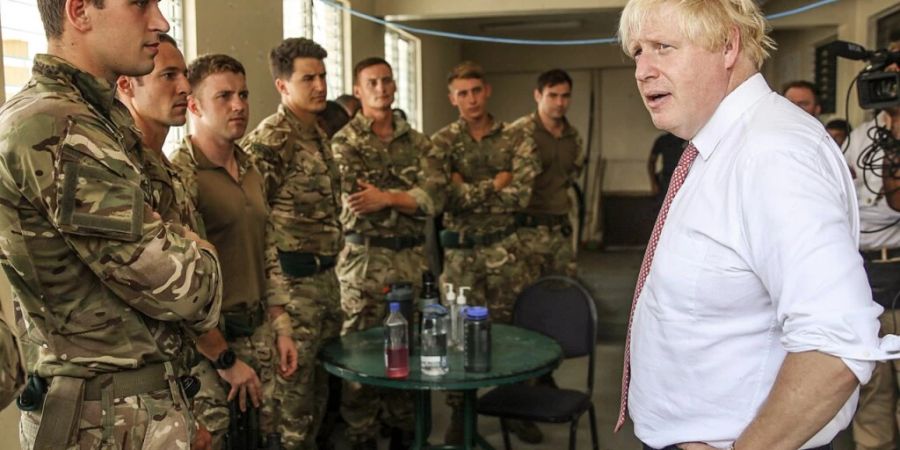 Grossbritannien will nach Korruptionsvorwürfen gegen den Regierungschef der britischen Jungferninseln durchgreifen. Im Bild (rechts) der britische Premierminister Boris Johnson. (Archivbild)