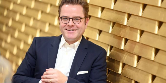 York Tetzlaff, Geschäftsführer der Fachvereinigung Edelmetalle: Die Goldindustrie in Deutschland arbeitet fast ausschliesslich mit wiederverwertetem Material. York Tetzlaff, Geschäftsführer der Fachvereinigung Edelmetalle: Die Goldindustrie in Deutschland arbeitet fast ausschliesslich mit wiederverwertetem Material.