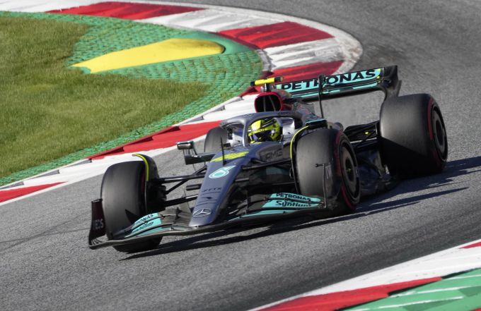 Lewis Hamilton (Mercedes) beim Österreich-GP der Formel 1. Lewis Hamilton Mercedes Österreich