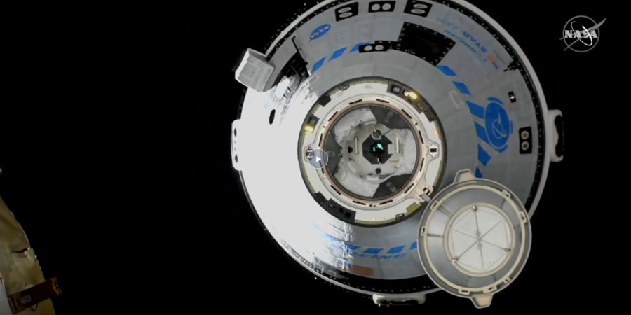 Dieses Bild von NASA TV zeigt den Boeing Starliner im Anflug auf die Internationale Raumstation (ISS).