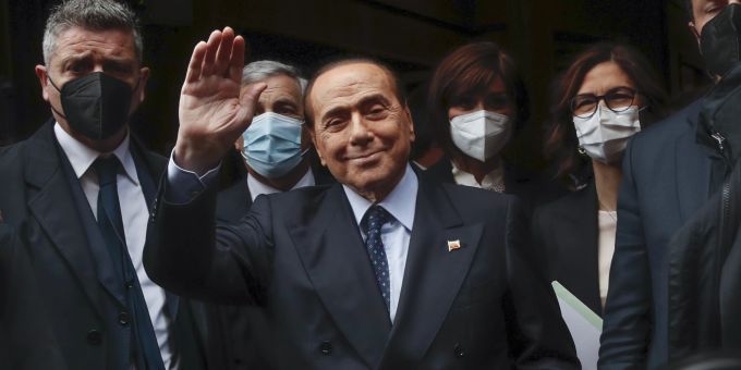 Silvio Berlusconi feiert den Aufstieg seines Vereins AC Monza in die Serie A. (Archivbild) Serie A Silvio Berlusconi