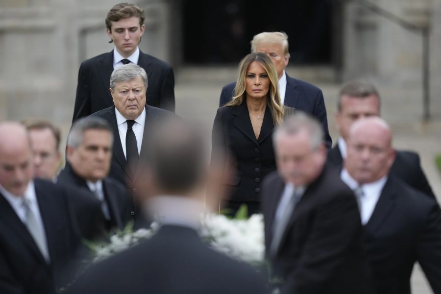 Die Trumps trauern um Melanias Mutter.