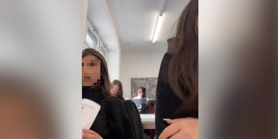 Schule Tiktok Stream