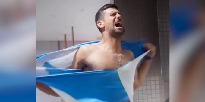 Kurioses Video - Darum zerreisst Novak Djokovic im Bad sein T-Shirt!
