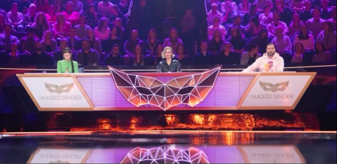 Die Jury in der dritten Folge der achten Staffel. The Masked Singer
