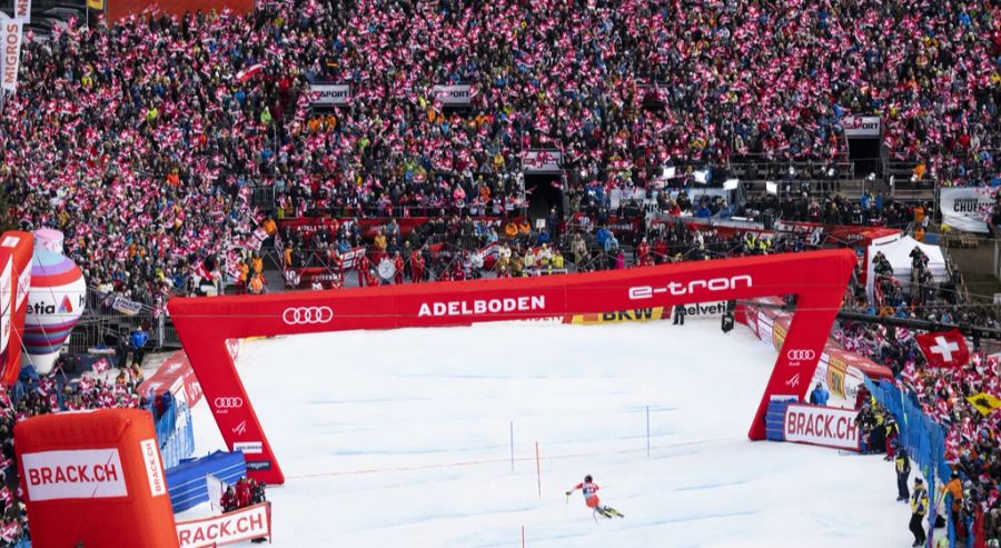 Kein Problem! Laut Christian Haueter, Mediensprecher des Ski-Weltcups in Adelboden, sind die Rennen am Chuenisbärgli «nicht in Gefahr».