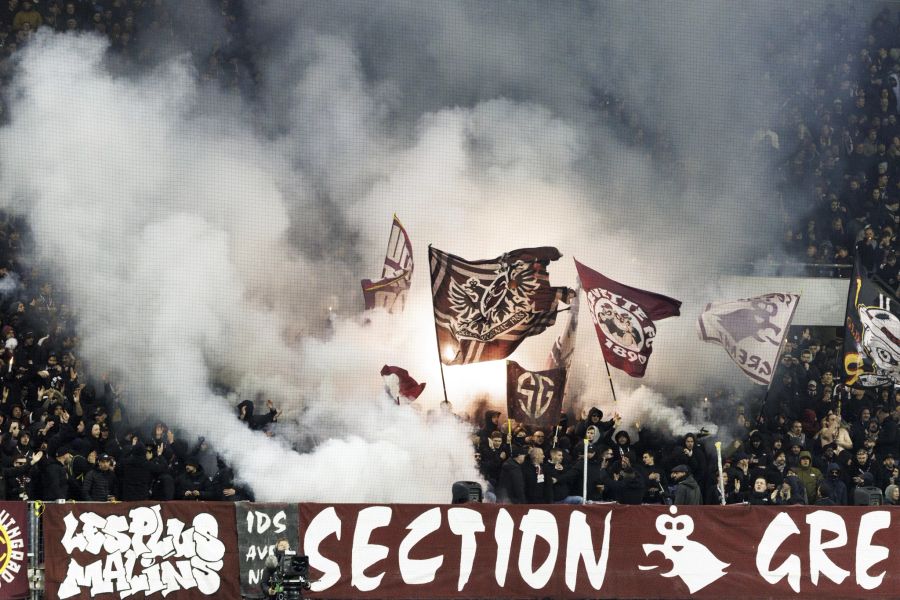 Rund 15'000 Fans verfolgen den Conference-League-Achtelfinal im Stadion.