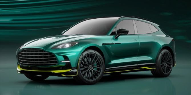 Aston Martin DBX707